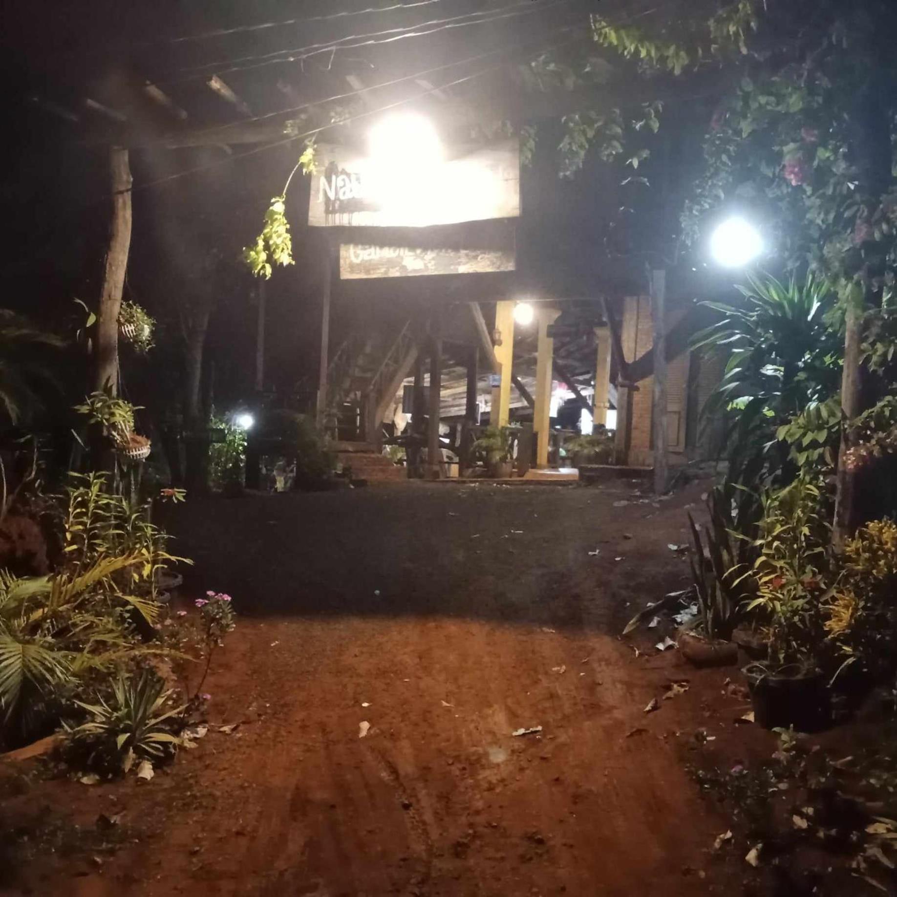 Nature House Eco-Lodge& Trekking Banlung Esterno foto