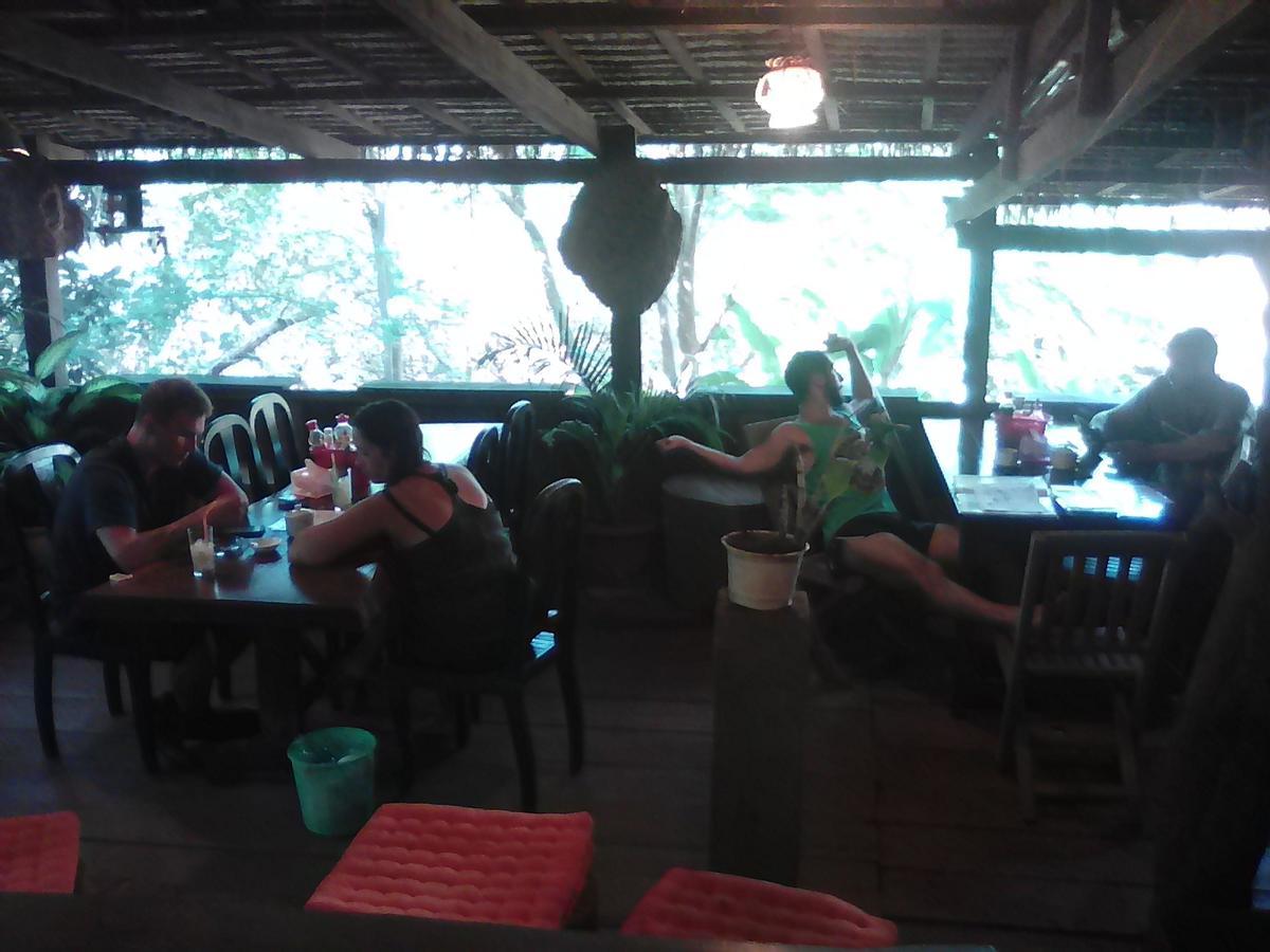 Nature House Eco-Lodge& Trekking Banlung Esterno foto
