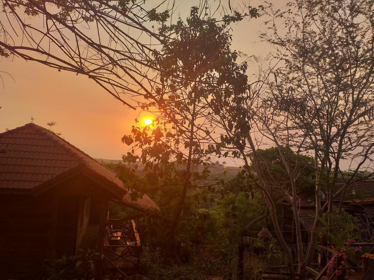 Nature House Eco-Lodge& Trekking Banlung Esterno foto