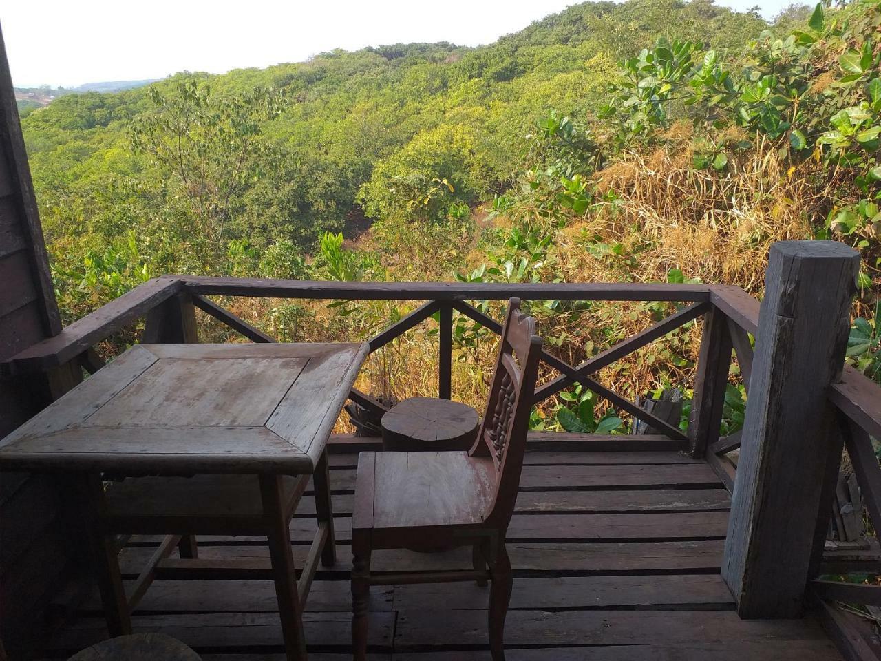 Nature House Eco-Lodge& Trekking Banlung Esterno foto